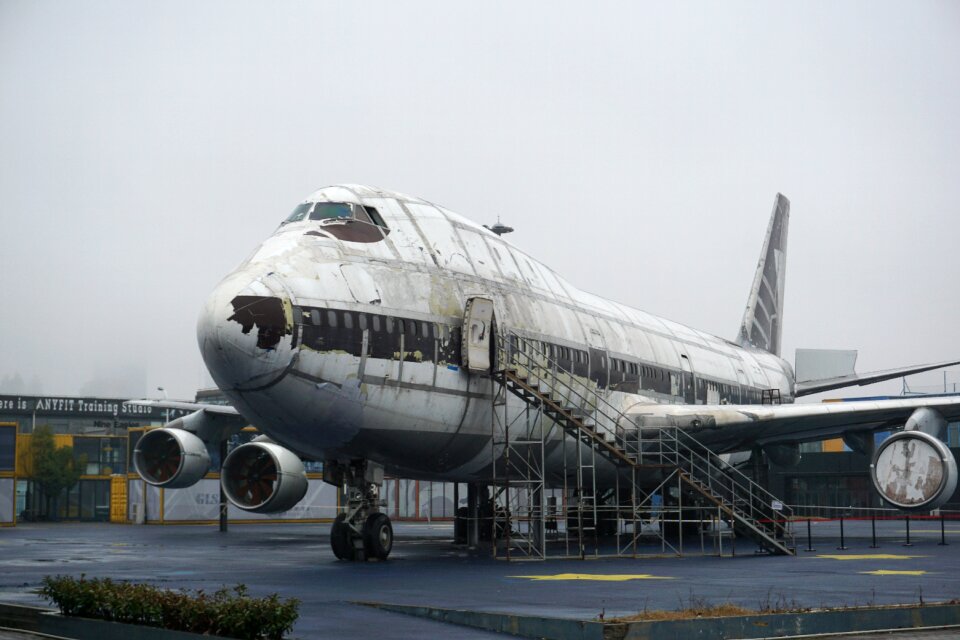 Destruction airport aviation