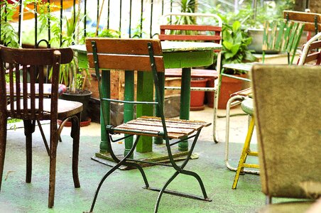 Cafe chair ruinpub