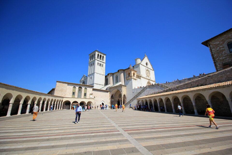 Italy assisi cities