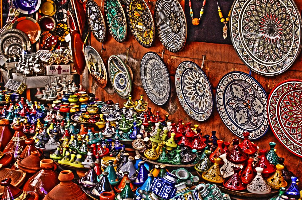Ceramic tallines dishes