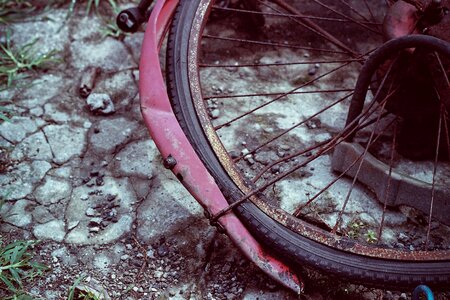 Road abandon junk