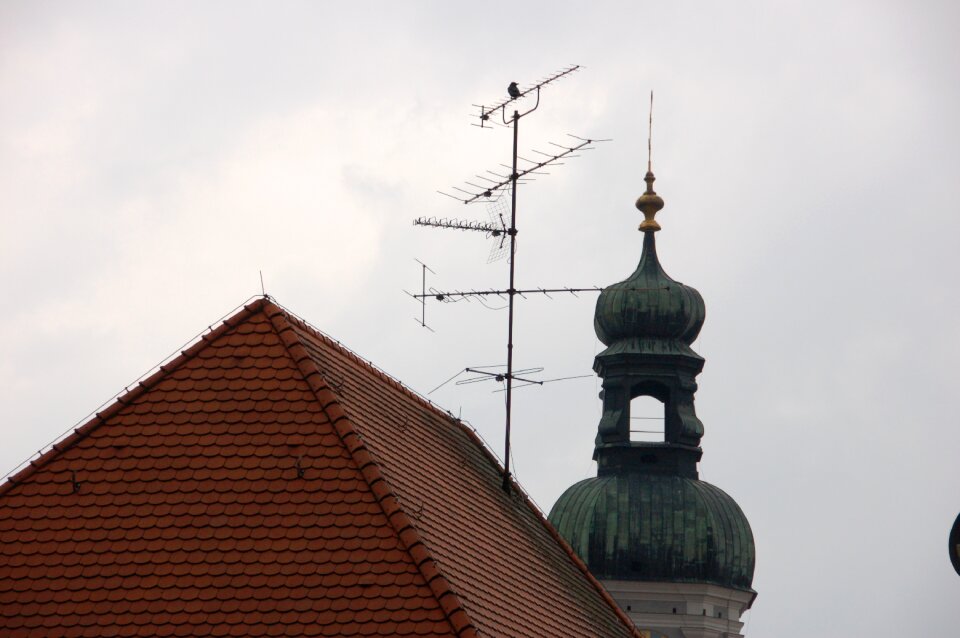 Tower television antenna roof
