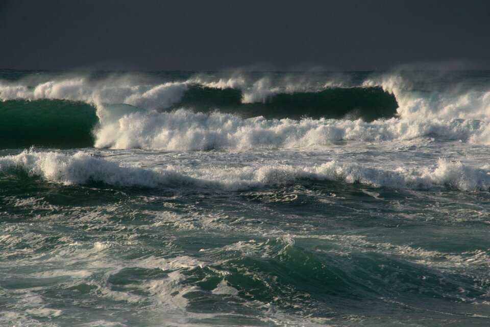 Edge of the sea foam force