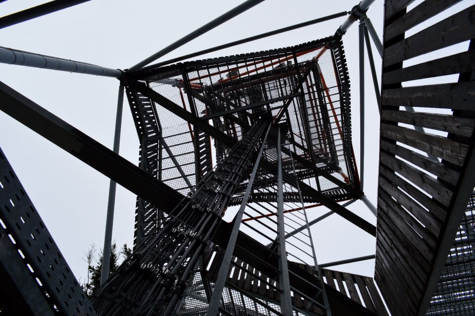 Steel construction the design of the steel frame
