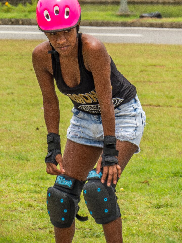 Rollerblades park laser
