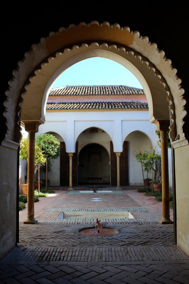 Spanish historical architecture