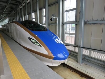 Bullet train hokuriku toyama
