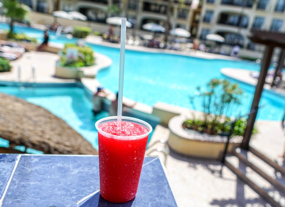 Fruit alcohol beverage