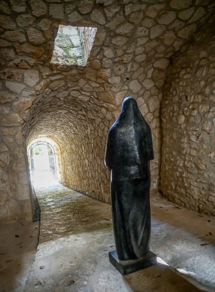 Sculpture culture old