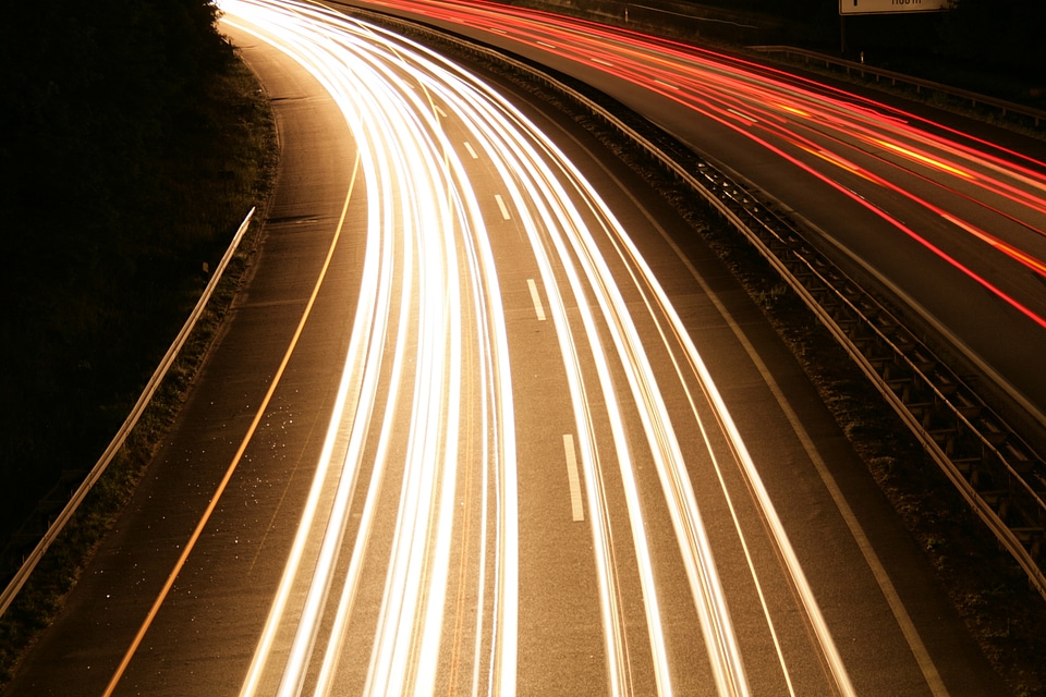 Long exposure spotlight tracer