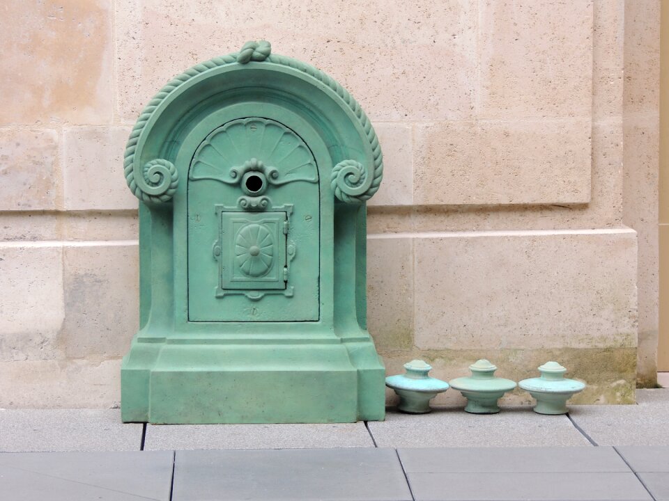 Green antique bronze