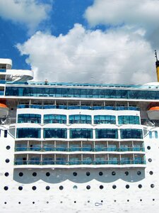 Shipping vacations cruiser photo
