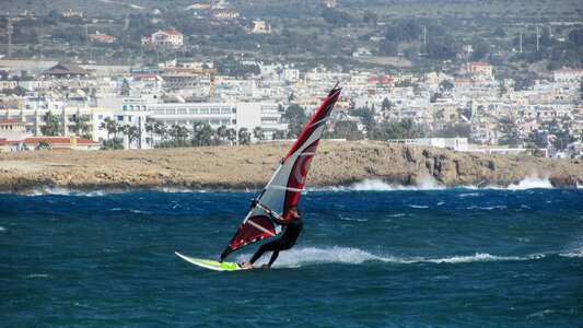 Surfing windsurf wind