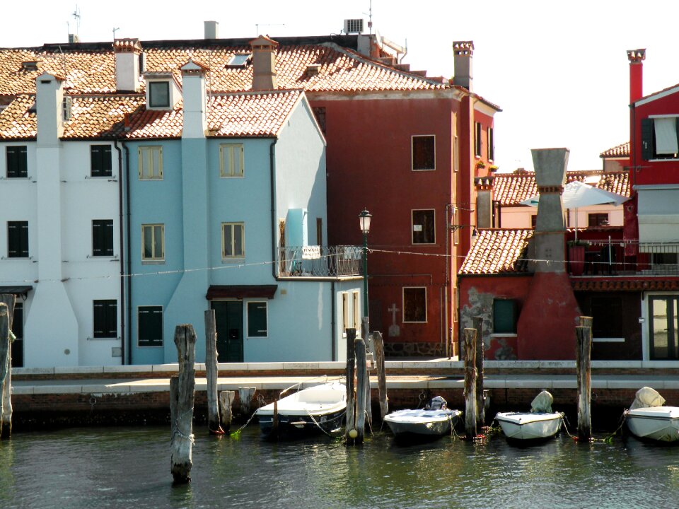 Boat city building
