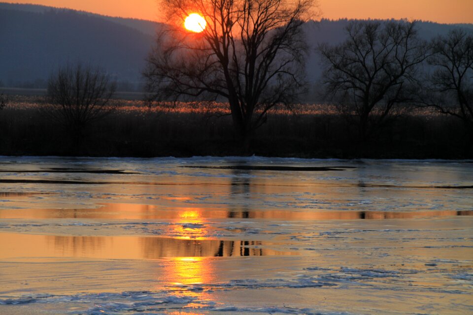 Sunset viewing light photo