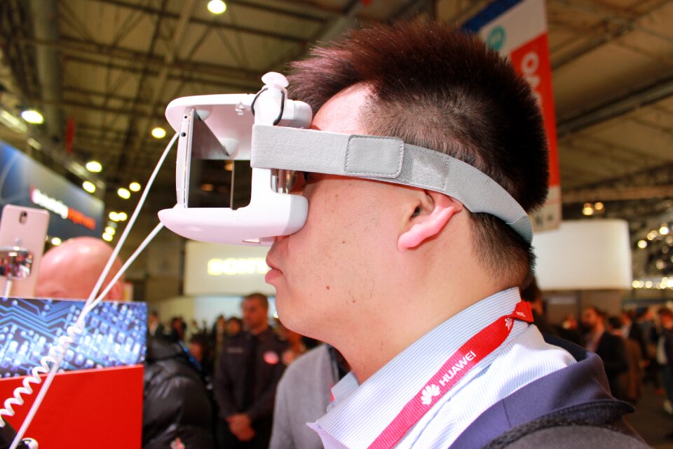 Virtual reality glasses lenovo