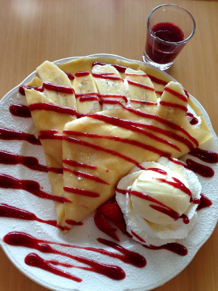 Street bakery oven pancake ice cream dessert