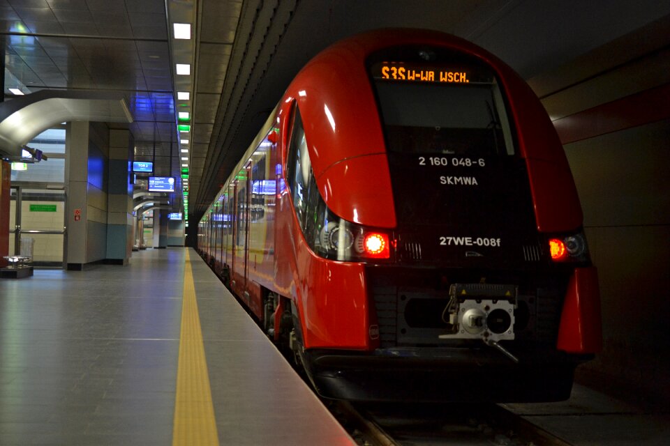 Metro the station peron