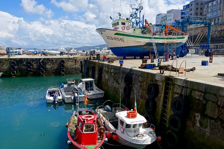 Dry dock harbor shipping