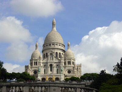 Sacre sacred heart church