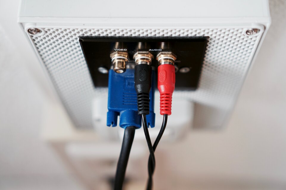 Connection presentation electronics