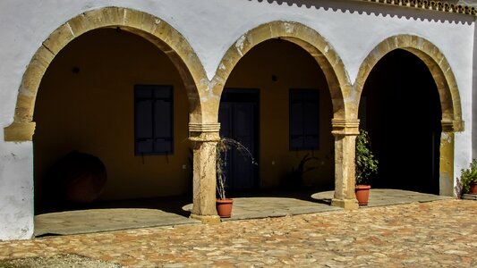 Traditional architecture