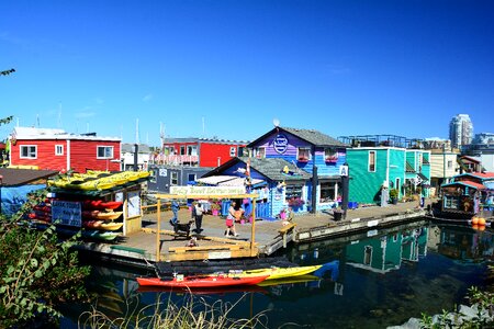 Columbia houseboats community