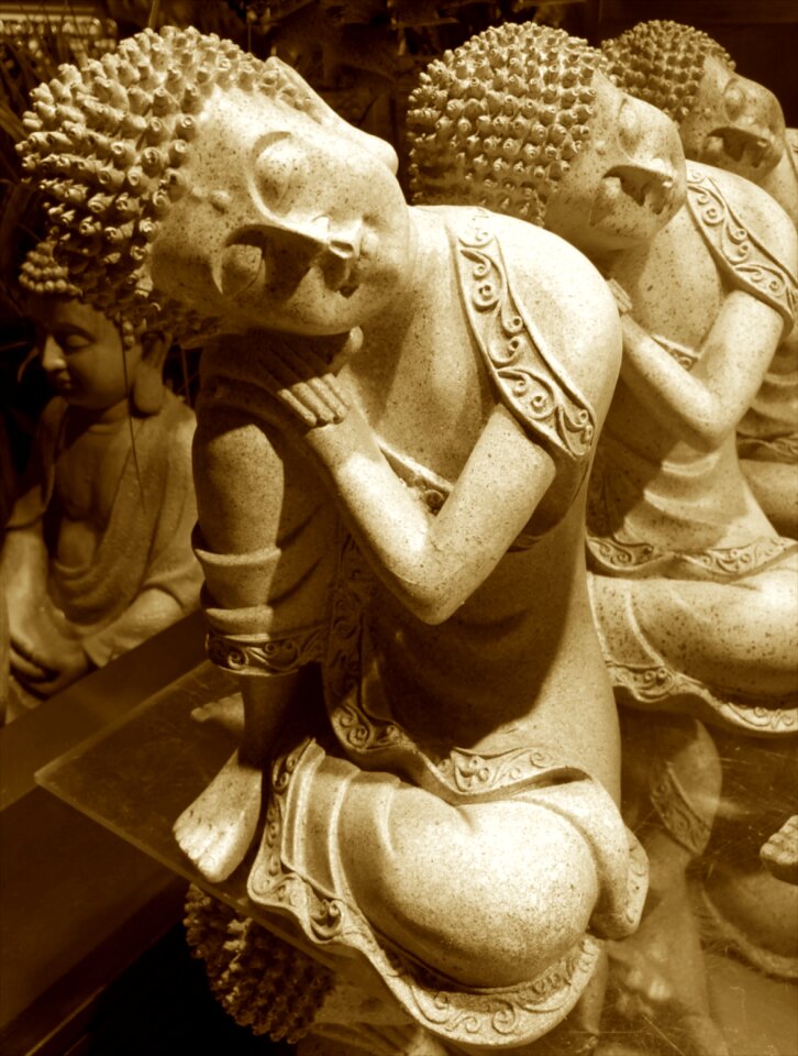 Rest relaxation stone figure