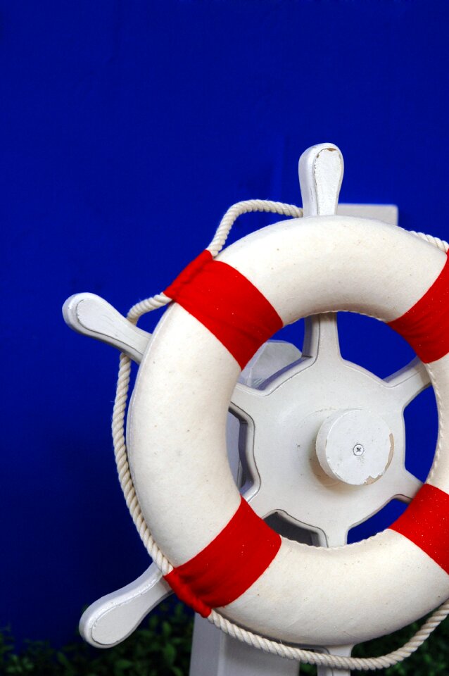 Sea tube blue