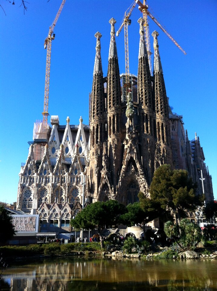 Barcelona spain gaudí arcjitecture