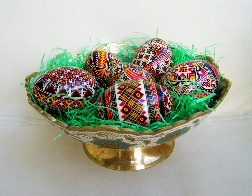 Painted eggs easter eggs Free photos