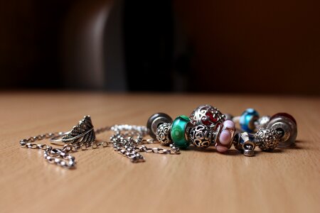 Jewellery charm bracelet ring
