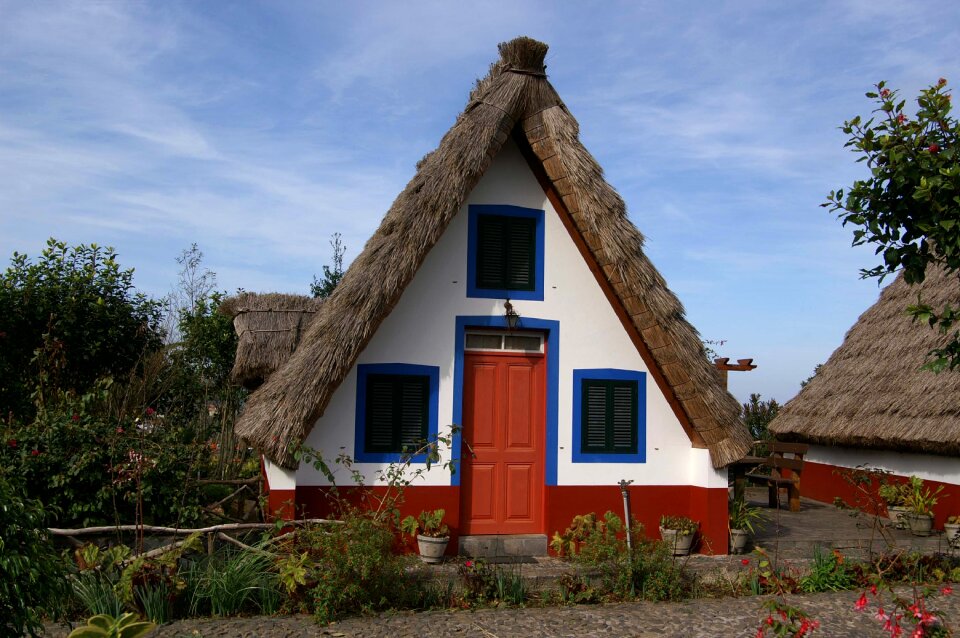 Portugal thatched roof vacations
