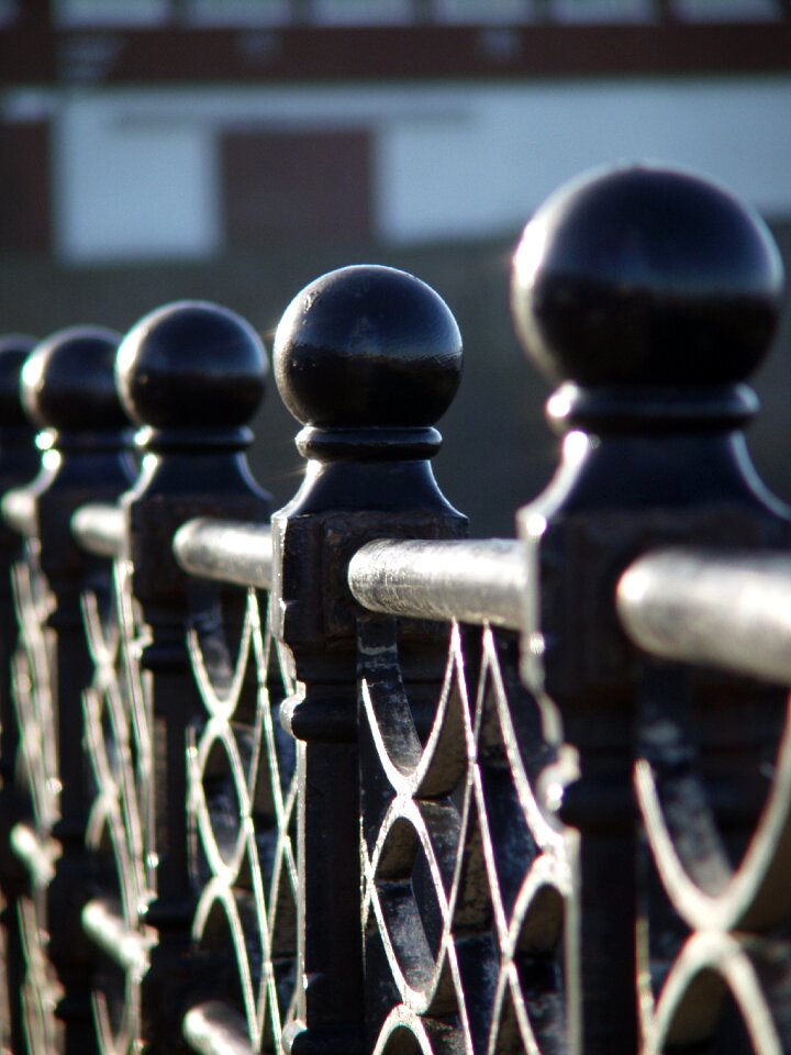 Shape ironwork