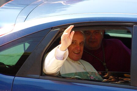 Vatican auto hello