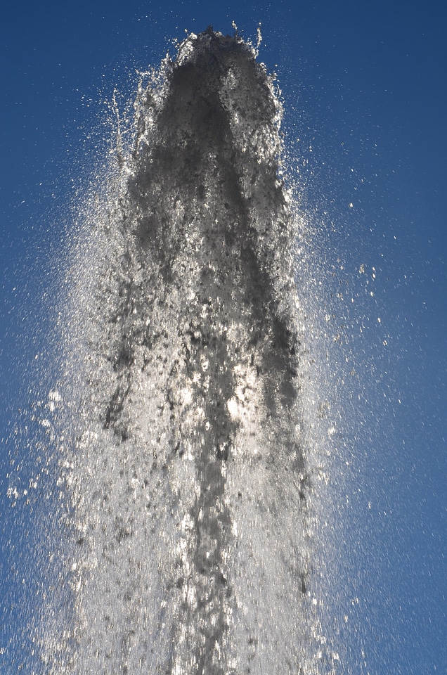 Fresh water drinking water potable