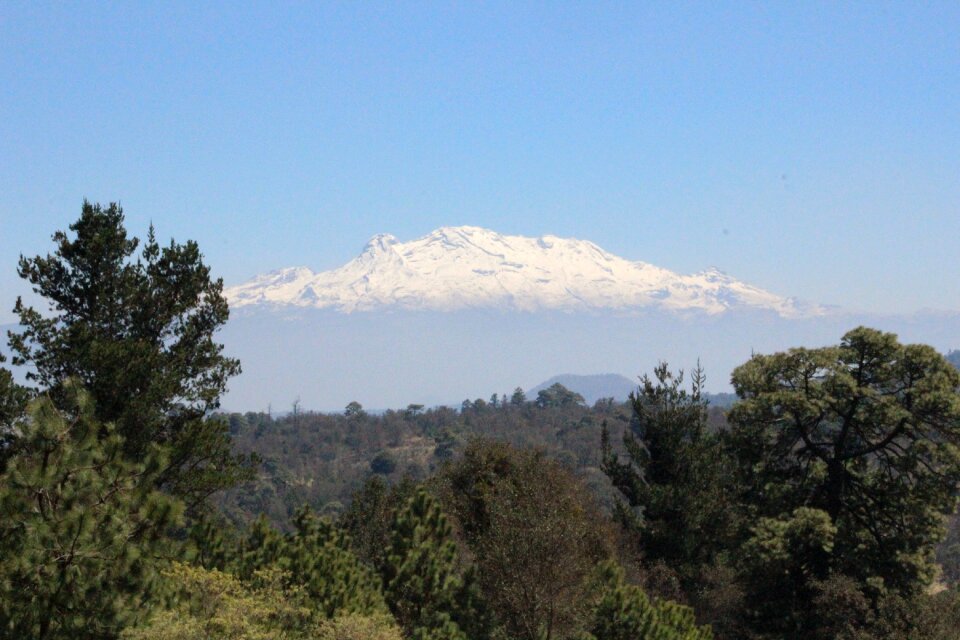 Mountain iztaccíhuatl mexico
