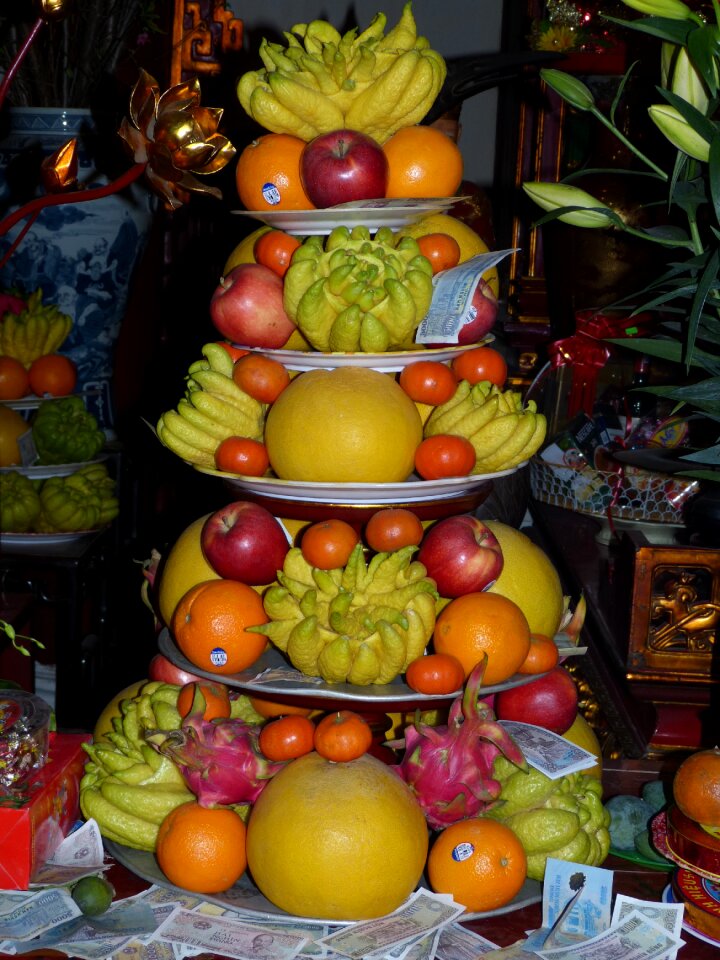 Temple fruit banana