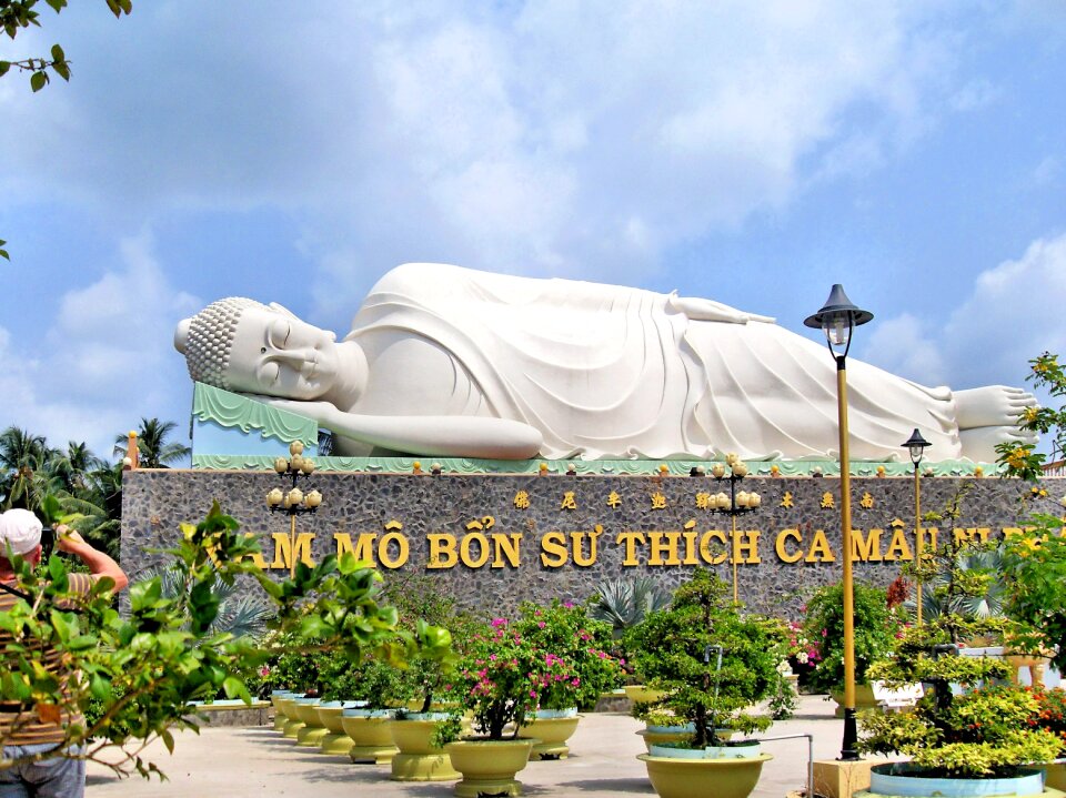Buddha lying religion