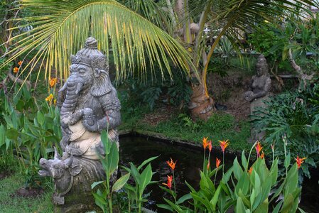 Hinduism statues god ganesh