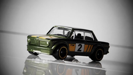 Bmw 2002 2-door coupe sports car