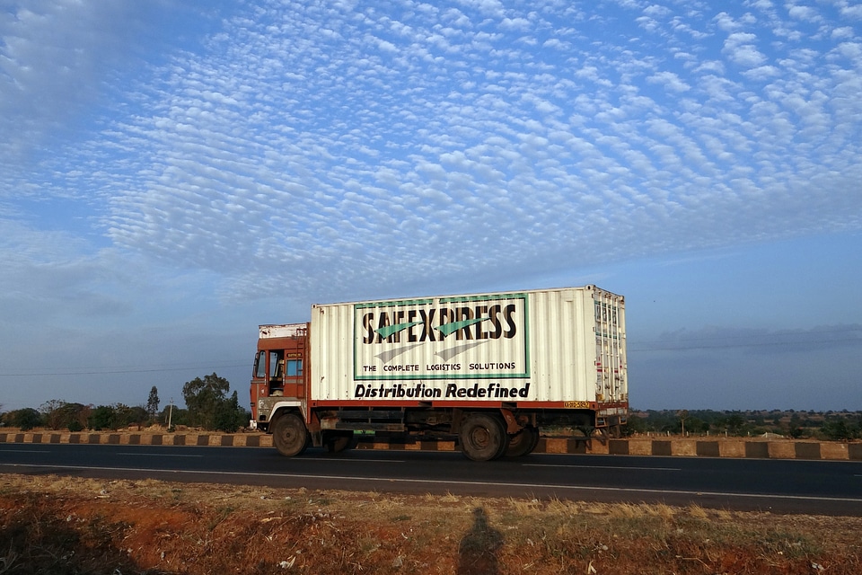 Bangalore-pune road india