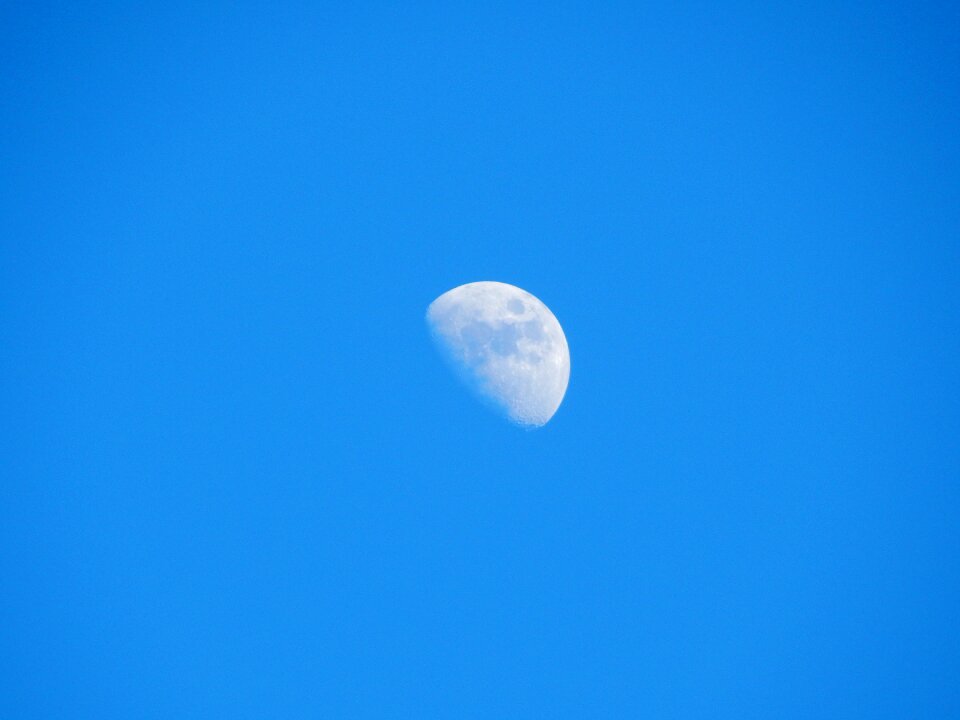 Blue half moon half