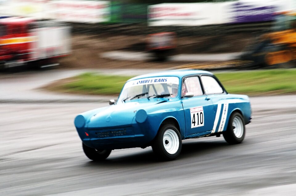 Motor competition car