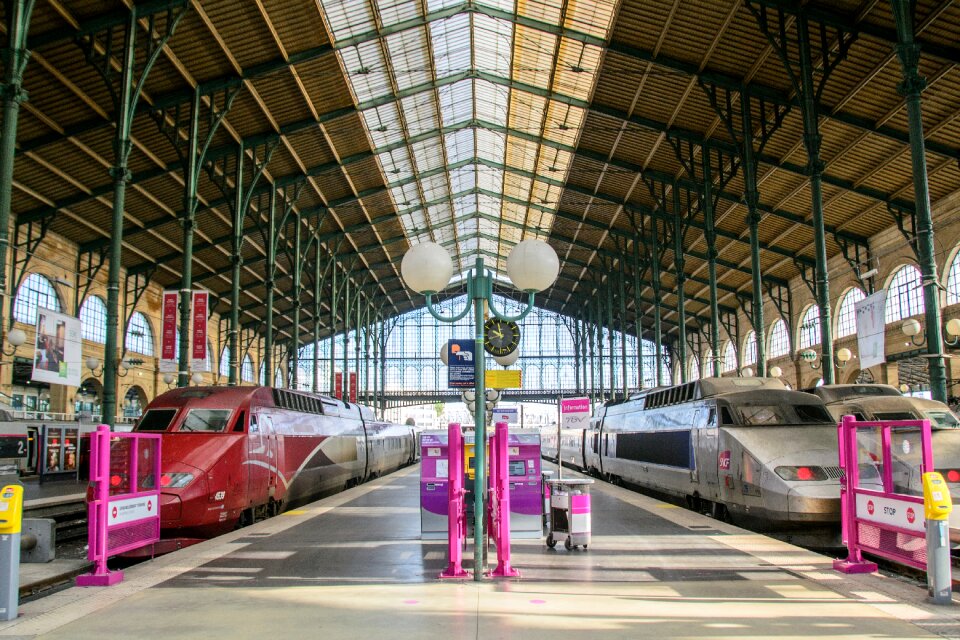 Train trains gare du nord