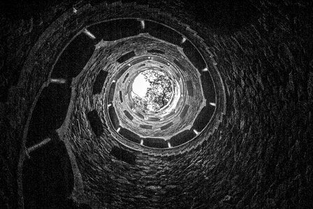 Black and white stairs well