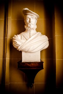 Spain general archives of the indies bust