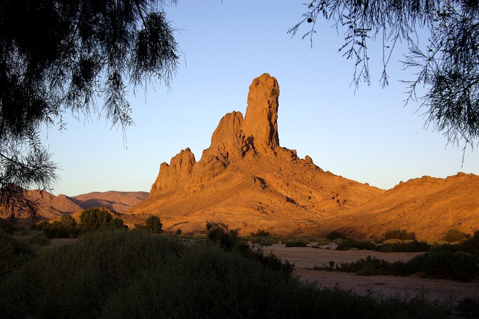 Hoggar tamanrasset dyke