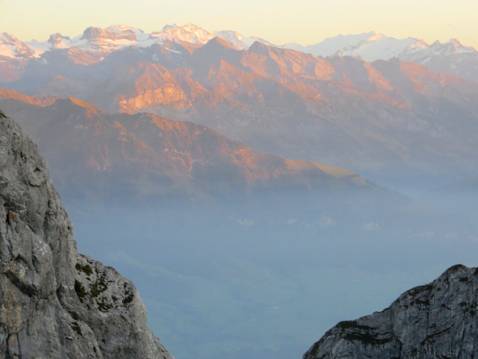 Panorama sunset massif