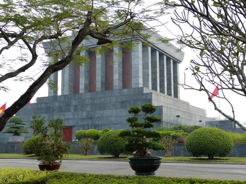 Me ho chi building mausoleum